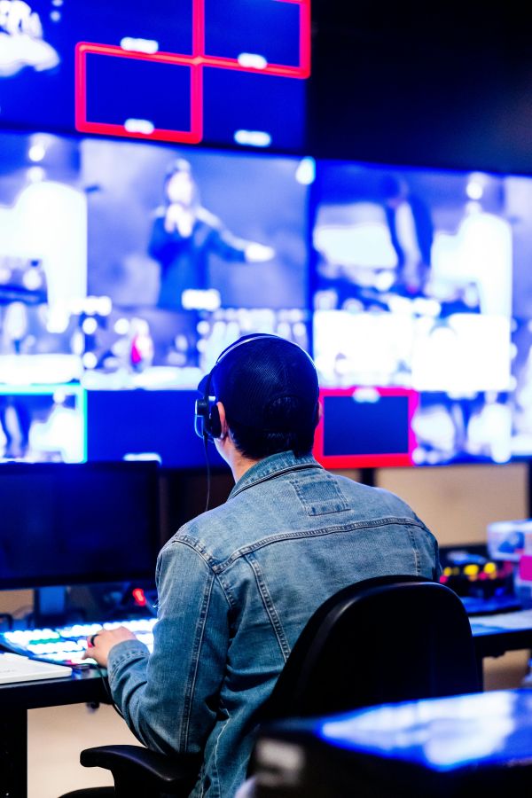 Diffusion live youtube à paris : vivez l'événementiel en direct !